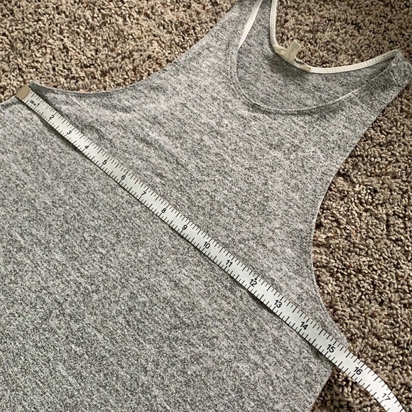 Wilfred Free Racerback Light Grey Tank - Picture 2 of 7